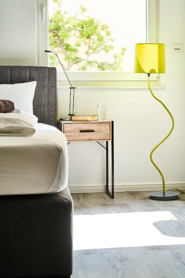 PRIMERA Zimmer mit Gemeinschaftsbad Singen  Exterior foto