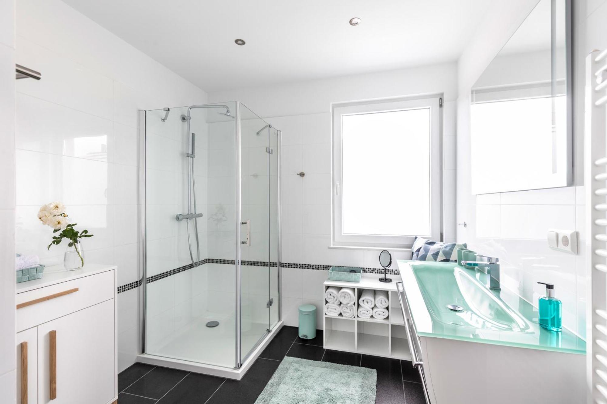 PRIMERA Zimmer mit Gemeinschaftsbad Singen  Exterior foto