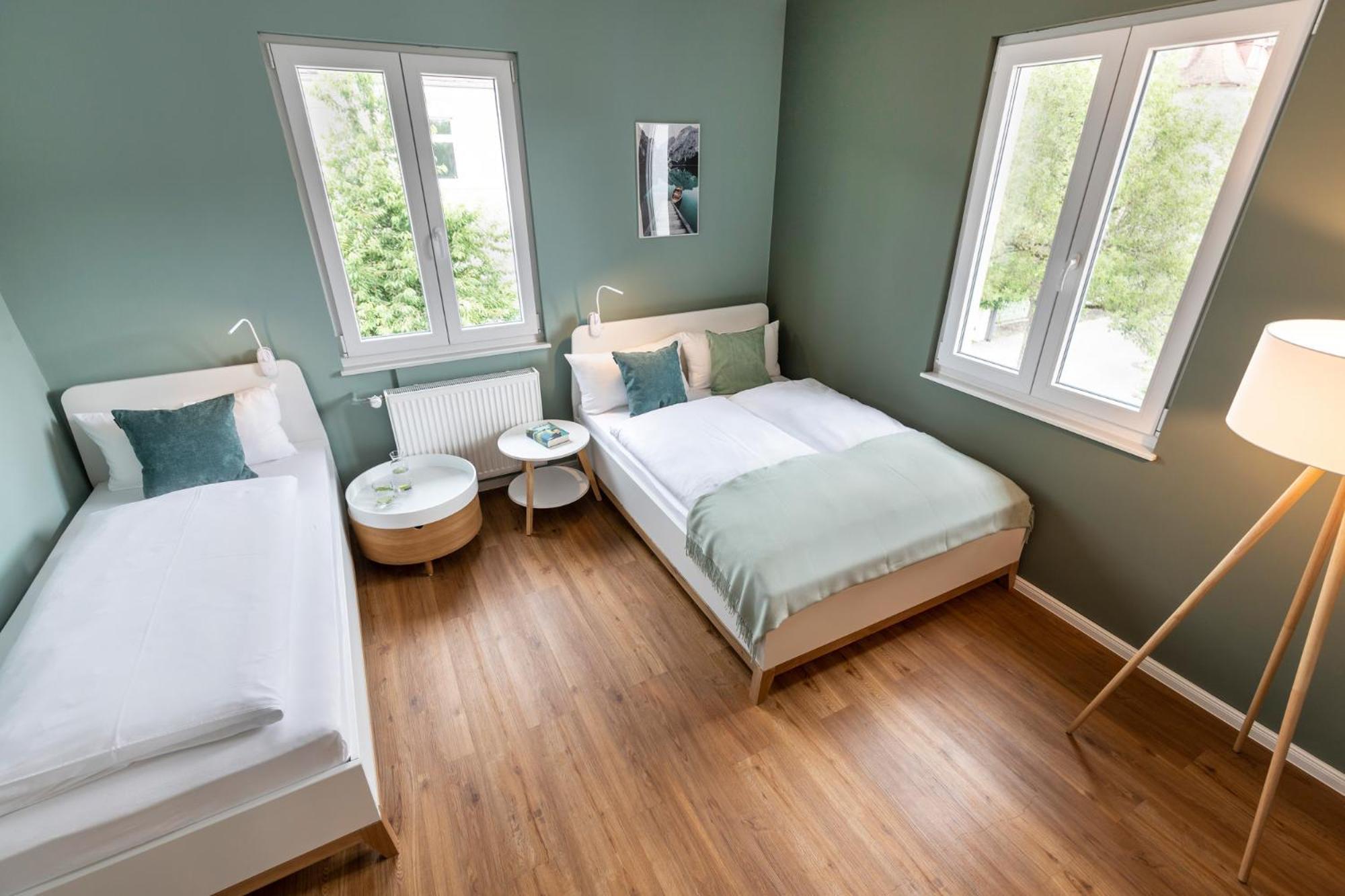 PRIMERA Zimmer mit Gemeinschaftsbad Singen  Exterior foto